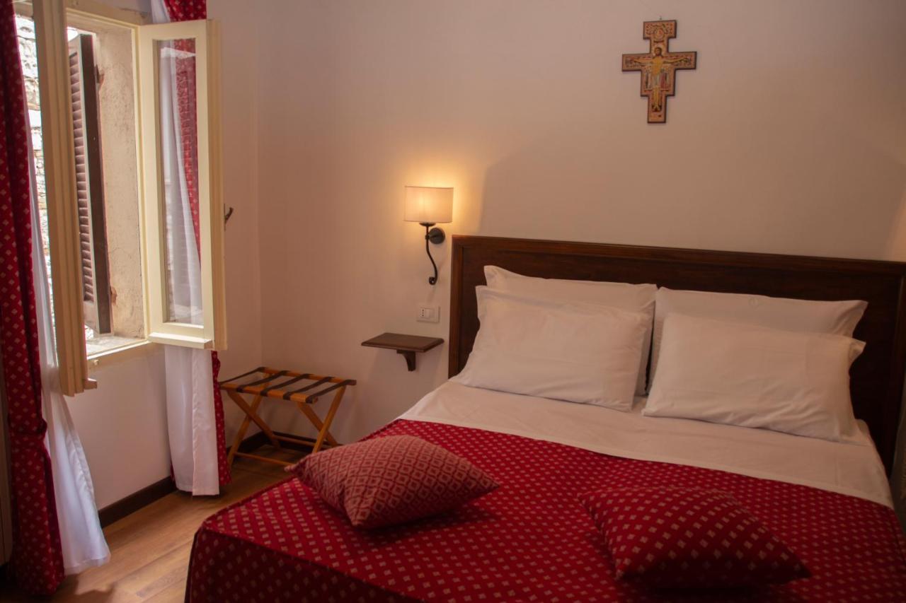 Hotel Pax Assisi Eksteriør bilde